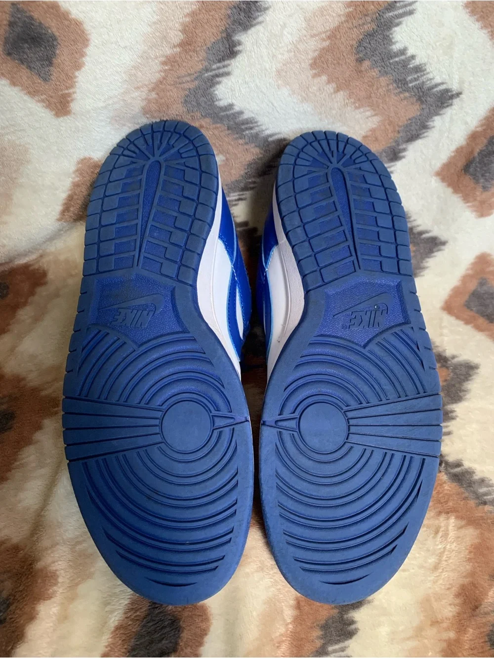 Nike Men’s CU1726-100 Dunk Low SP Retro Kentucky White and Royal Blue Size 12
